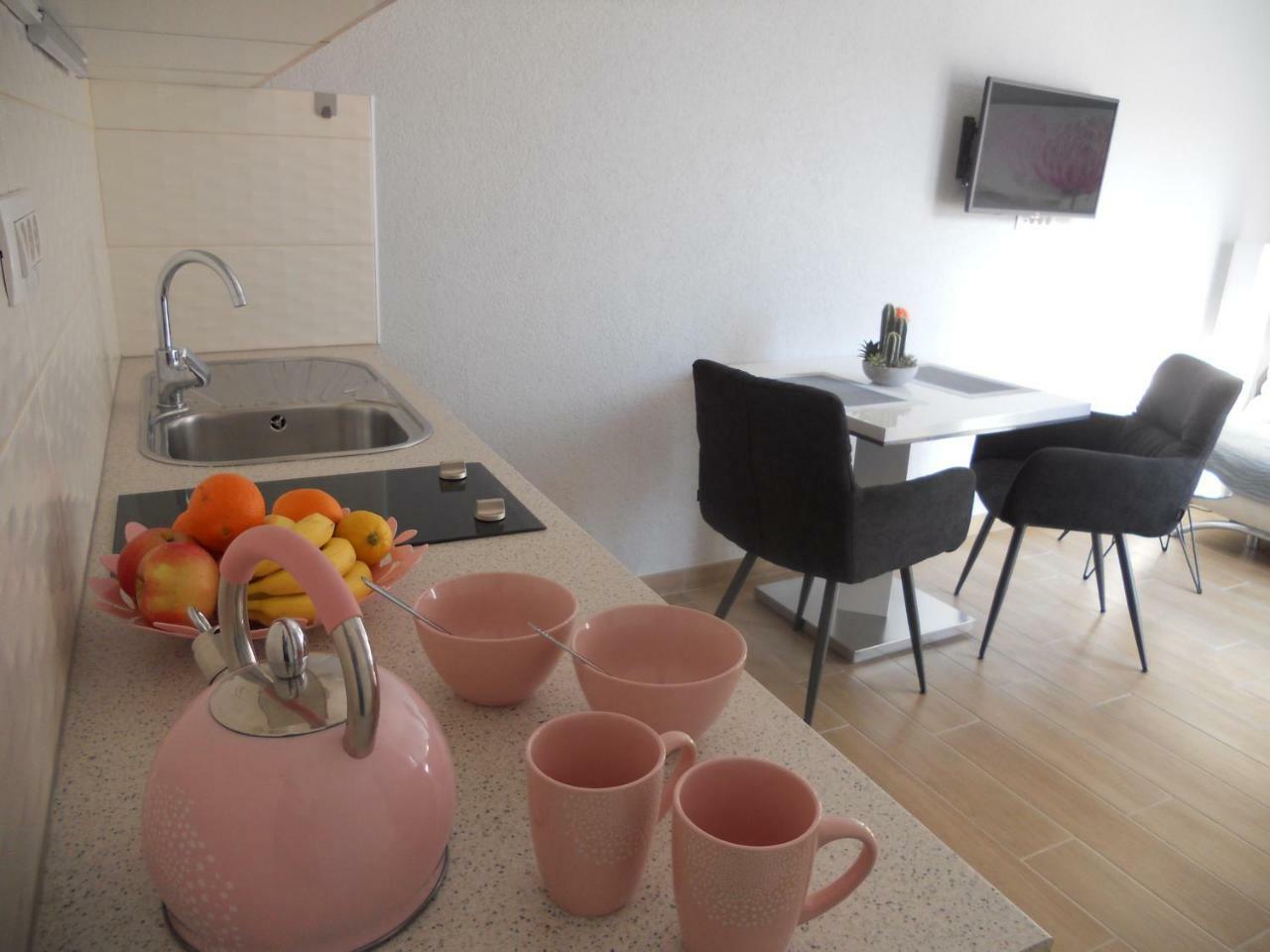 Apartments Mihalic I Baška Eksteriør bilde