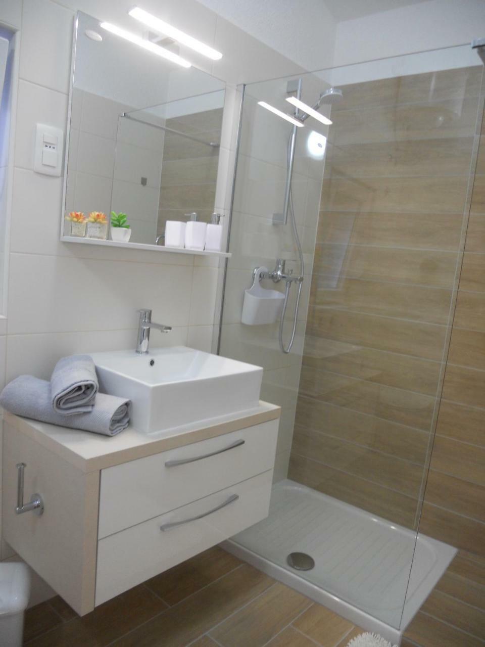 Apartments Mihalic I Baška Eksteriør bilde